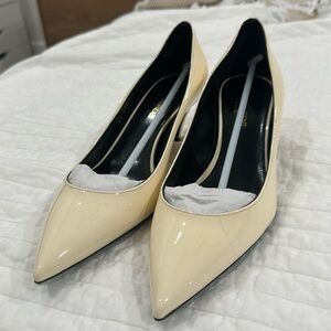 Saint Laurent
Charlotte leather heels